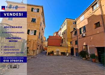 Boccadasse Borgo | Ultimo piano MQ.60 in pittoresca piazzetta dietro alla spiaggia